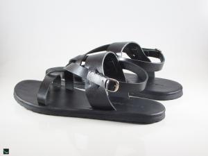 Black toe ringed leather sandals