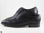 Wingtip Oxford black with flower punch - 5