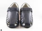 Light weight black leather sandals for comfort - 3