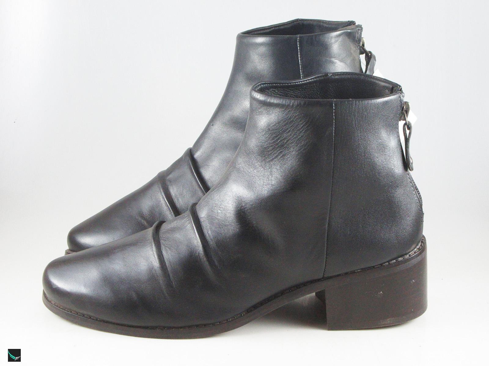 Ladies sale stylish boot