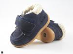 Fur type kids shoes in blue - 4