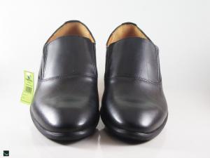 Classic black leather cut shoes