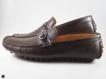 Stylish brown softy loafers with buckle - 5