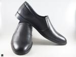 Plain black leather office cut shoes for men - 4