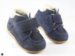 Fur type kids shoes in blue - 2