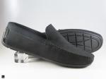 Plain hand made suede moccasin in black - 2